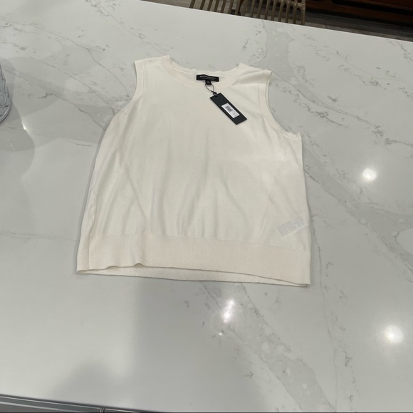 NWT Banana Republic cream cotton sleeveless top - Picture 7 of 16
